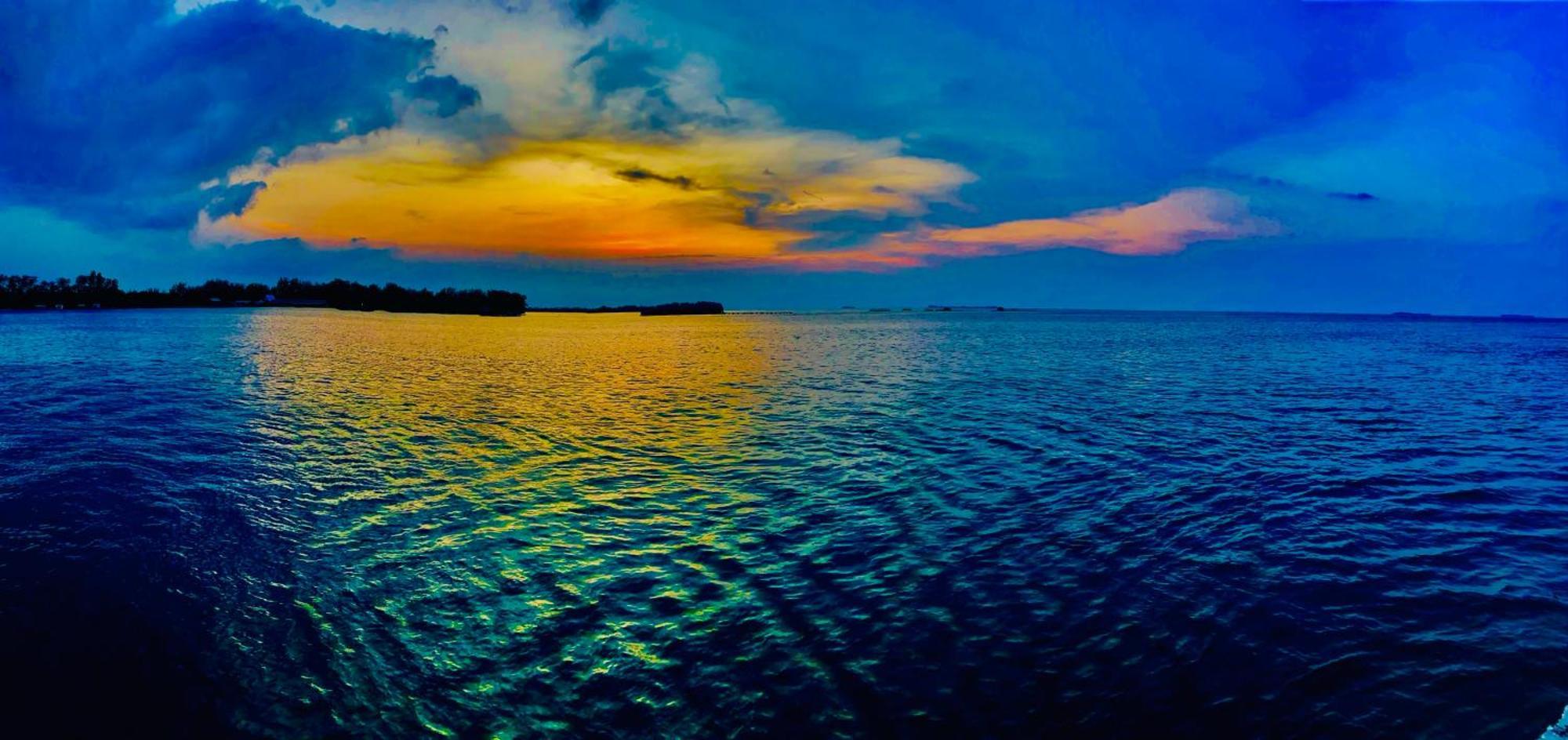 Js House View Hostel Karimunjawa Buitenkant foto