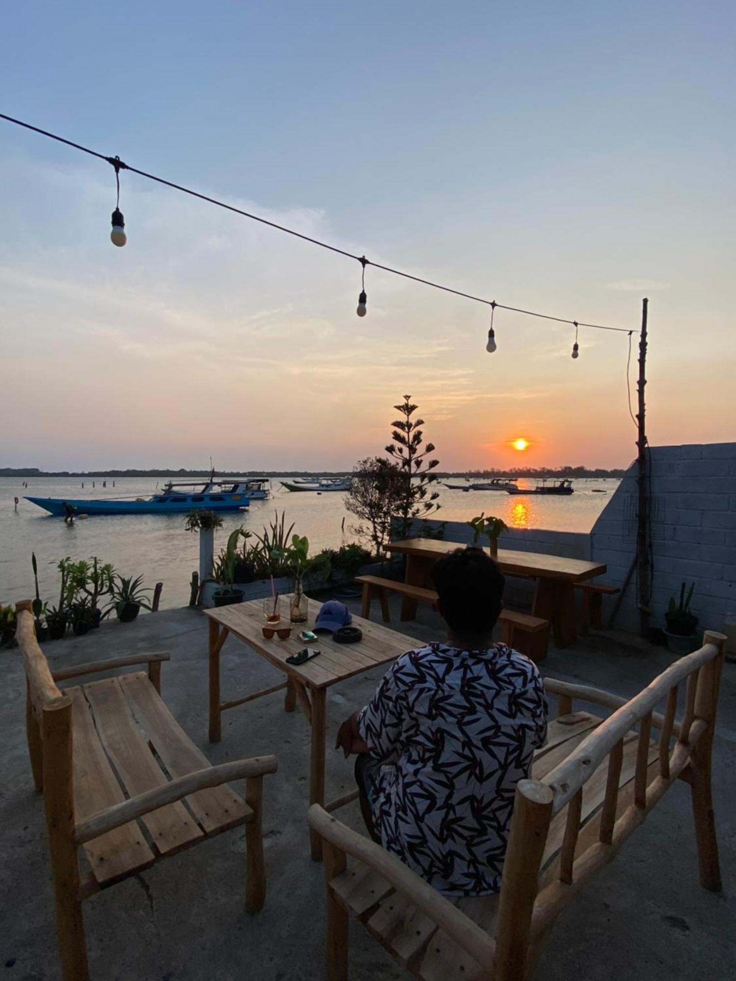 Js House View Hostel Karimunjawa Buitenkant foto