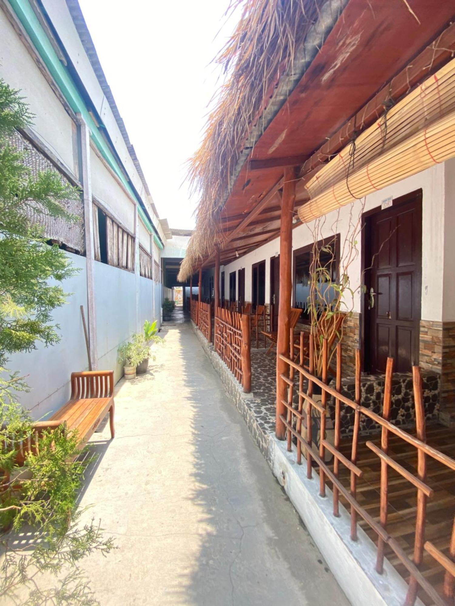 Js House View Hostel Karimunjawa Buitenkant foto