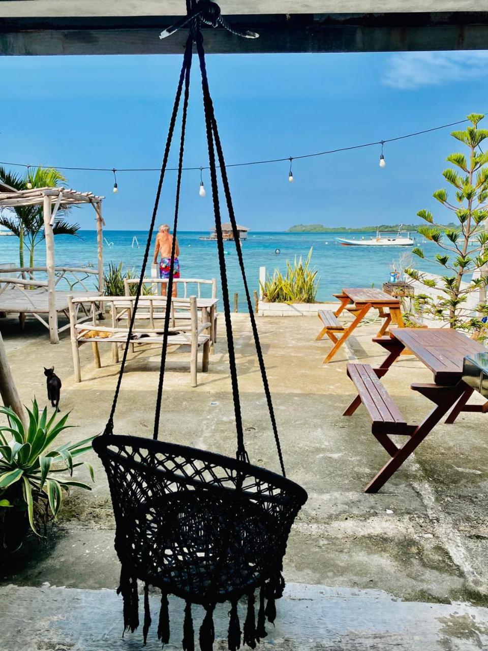 Js House View Hostel Karimunjawa Buitenkant foto